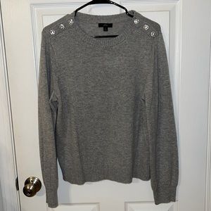 NWOT J Crew Women's Gray Crewneck sweater with jeweled buttons AE990 Sz Large